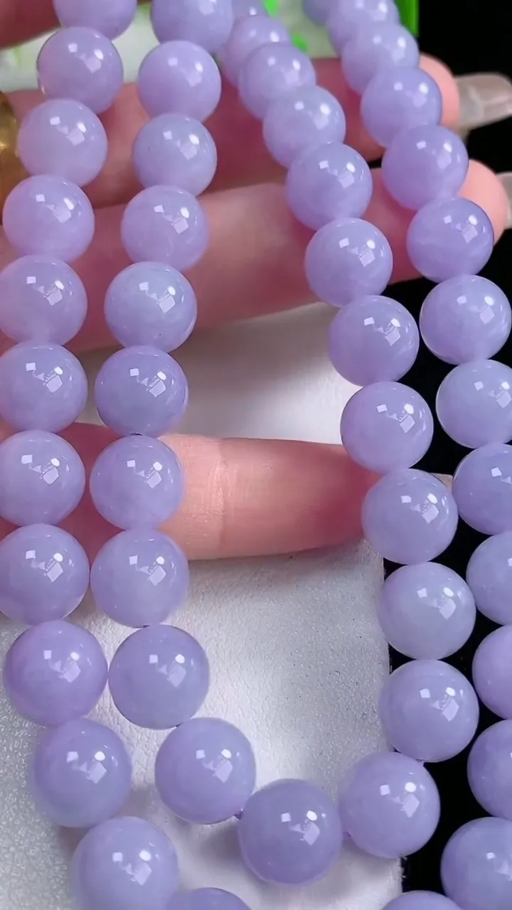 天然A货翡翠收藏级紫罗兰圆珠项链，尺寸9.6-59颗，重量:95.62g1月27日
工厂直销收藏佳品,种好水足，色泽均匀，有种有色，上手高大气！