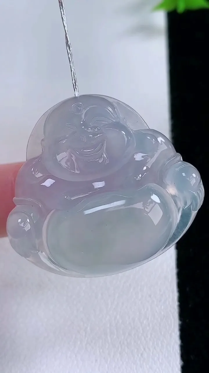 天然A货翡翠种白冰佛公吊坠，尺寸31.3-34.6-6.2，重量:10.41g
1月27日