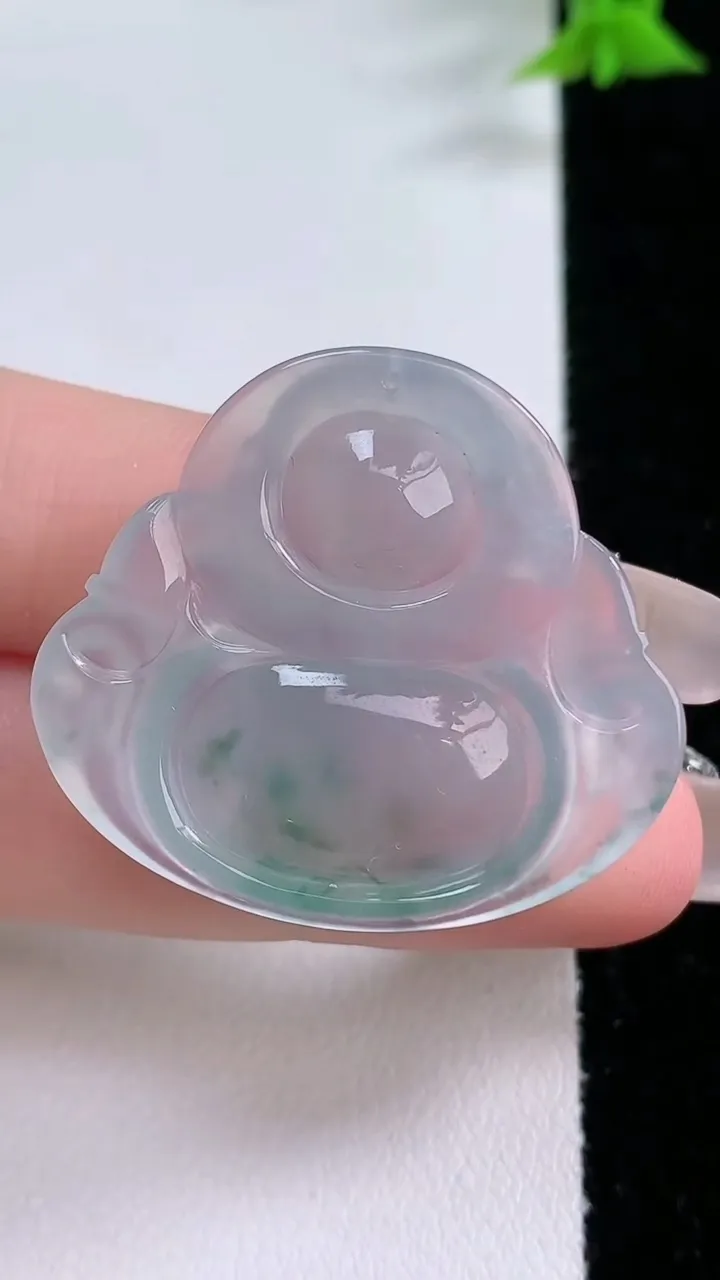 天然A货翡翠冰种飘花佛公吊坠，尺寸30.2-34-6，重量:9.36g
1月27日