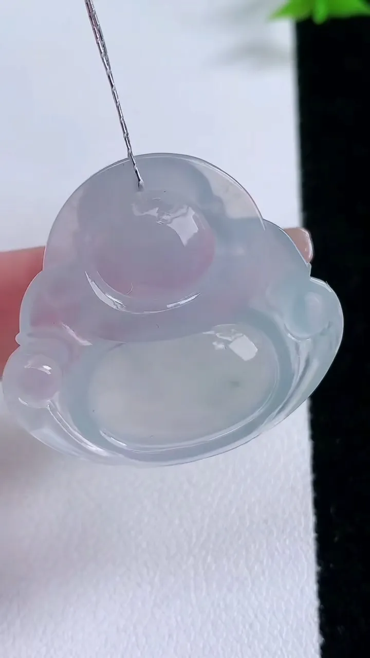 天然A货翡翠种白冰佛公吊坠，尺寸31.3-34.6-6.2，重量:10.41g
1月27日