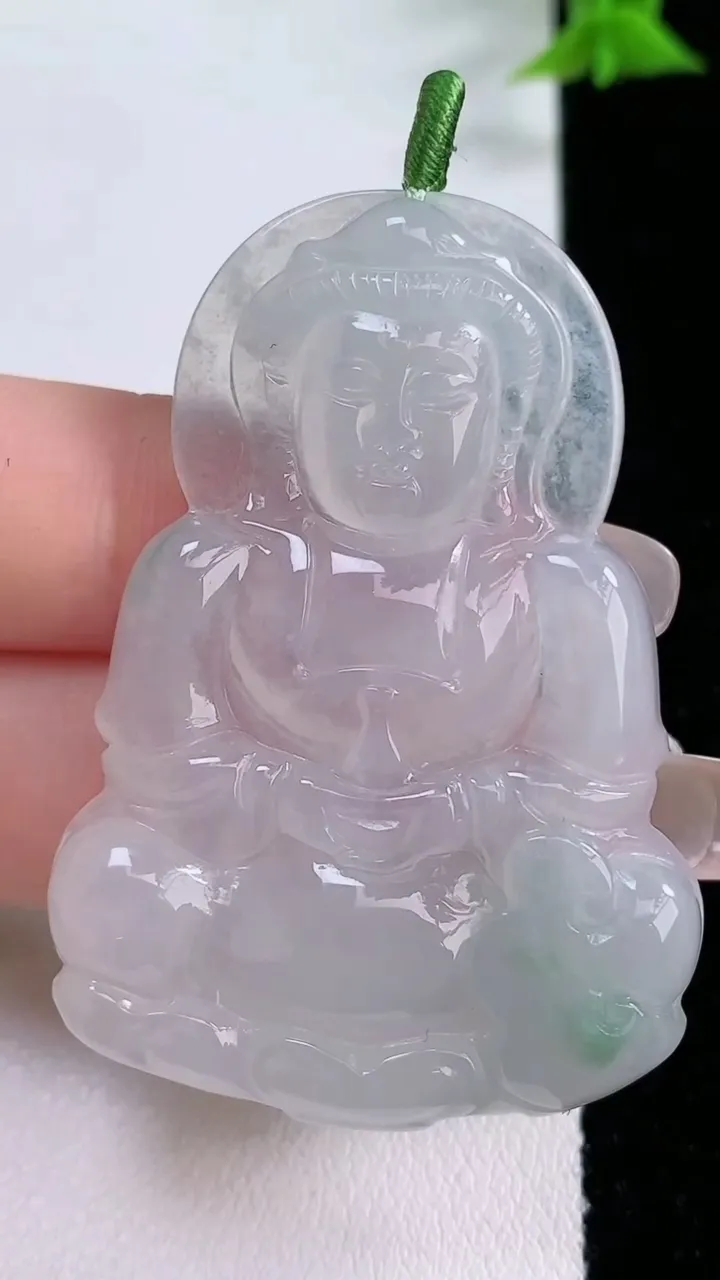 天然A货翡翠观音菩萨吊坠，尺寸50.8-36-5，重量:16.58g
1月27日