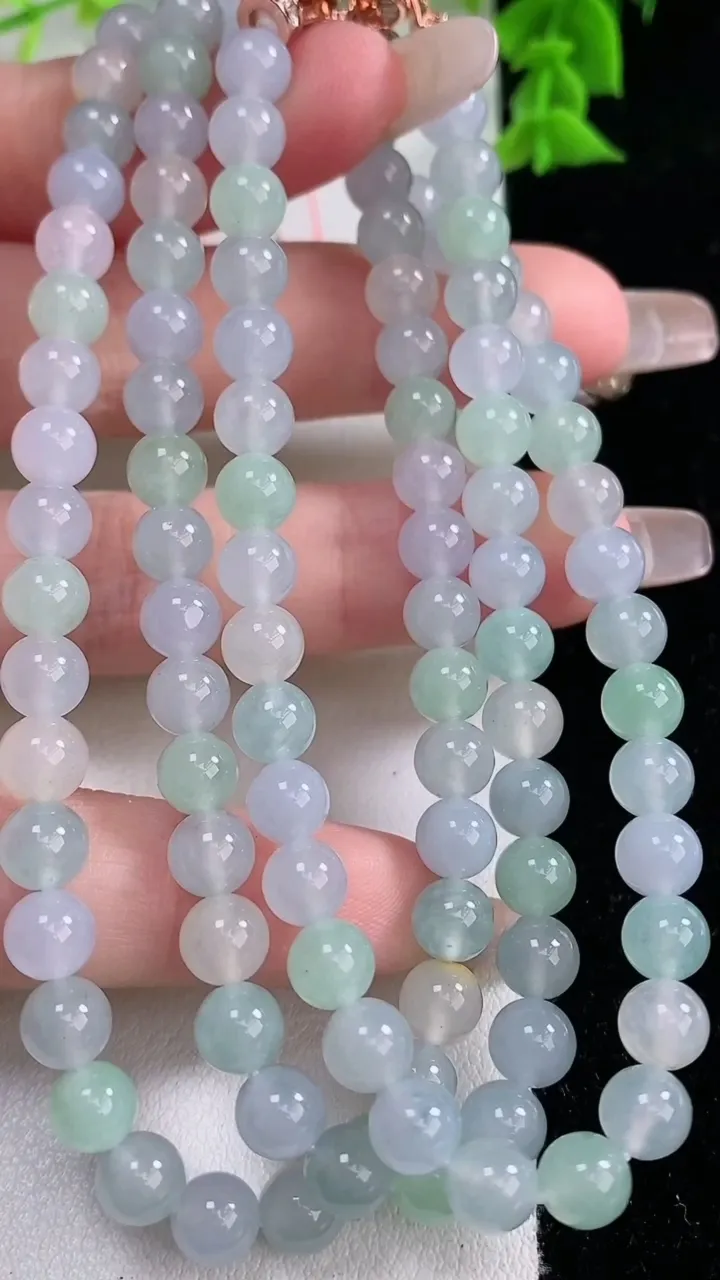 天然A货翡翠种三彩圆珠项链，尺寸6-108颗，重量:41.02g1月27日
工厂直销收藏佳品,种好水