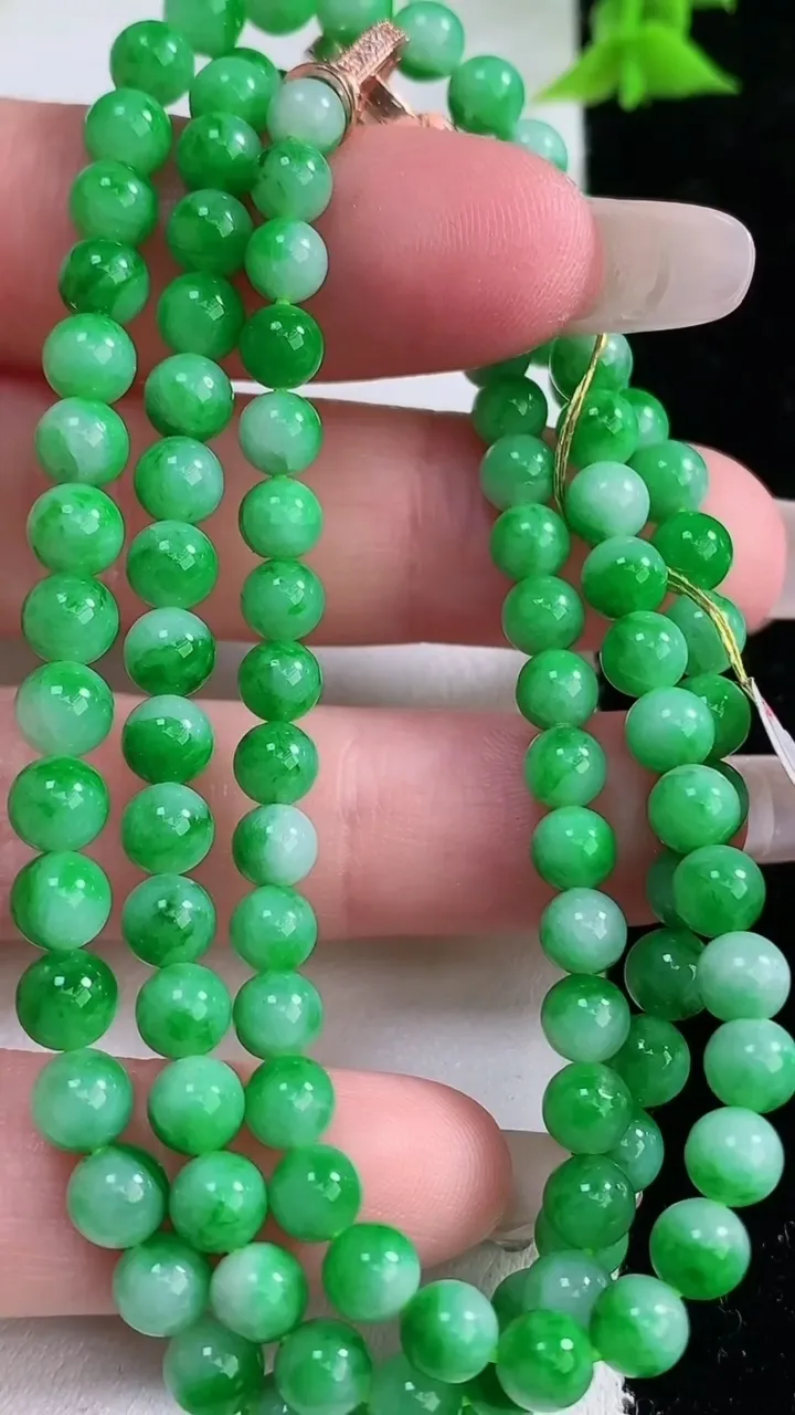 天然A货翡翠圆珠项链，尺寸5-109颗，重量:25.03g1月27日
工厂直销收藏佳品,种好水足，色