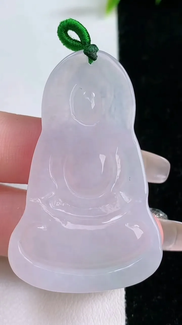 天然A货翡翠阿弥陀佛吊坠，尺寸51-32.8-5.7，重量:17.07g
1月28日