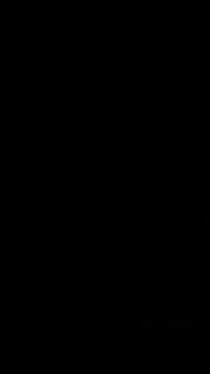 天然A货翡翠925银蓝水观音菩萨吊坠，尺寸53.6-28.3-11.7，裸石39-26重量:14.63g
1月28日