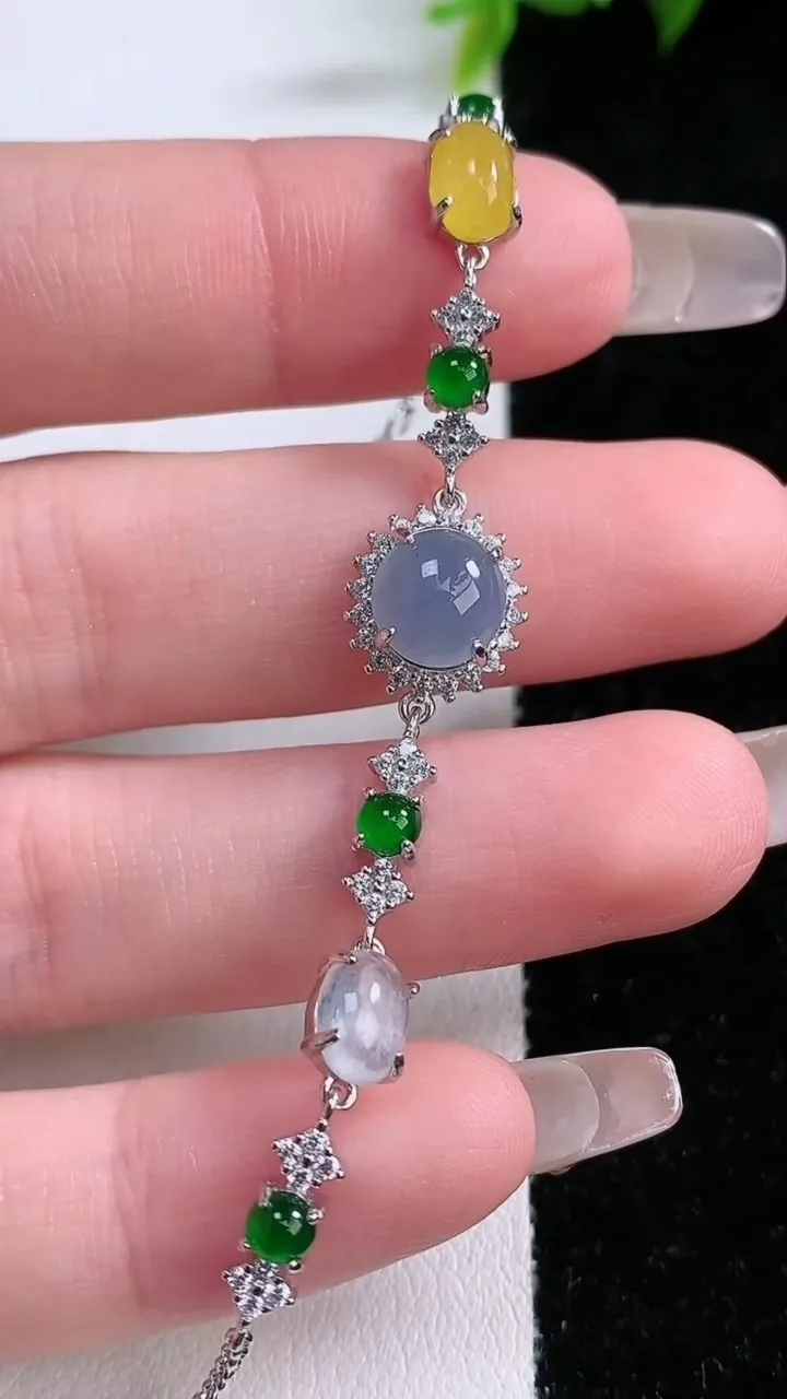 天然A货翡翠925银紫罗兰蛋面手链，尺寸7.4-7，重量:4.61g
1月28日