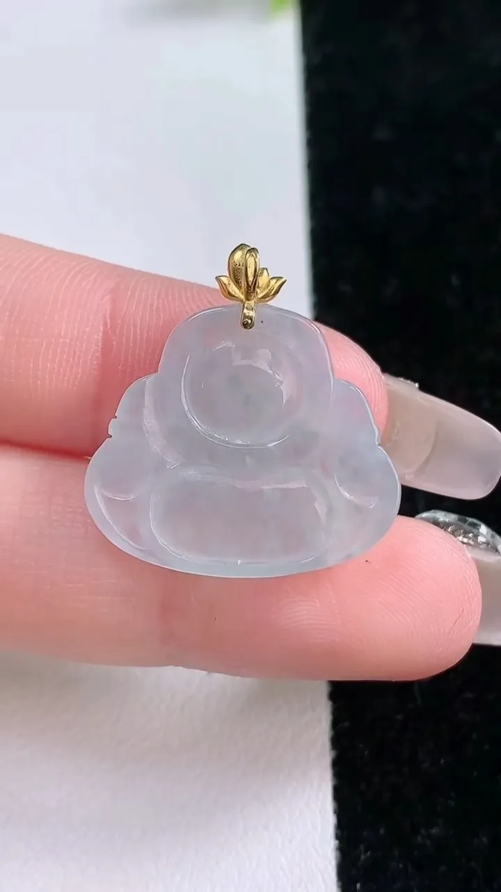 天然A货翡翠种飘花佛公吊坠，尺寸20-23-3.5，重量:2.95g
1月28日