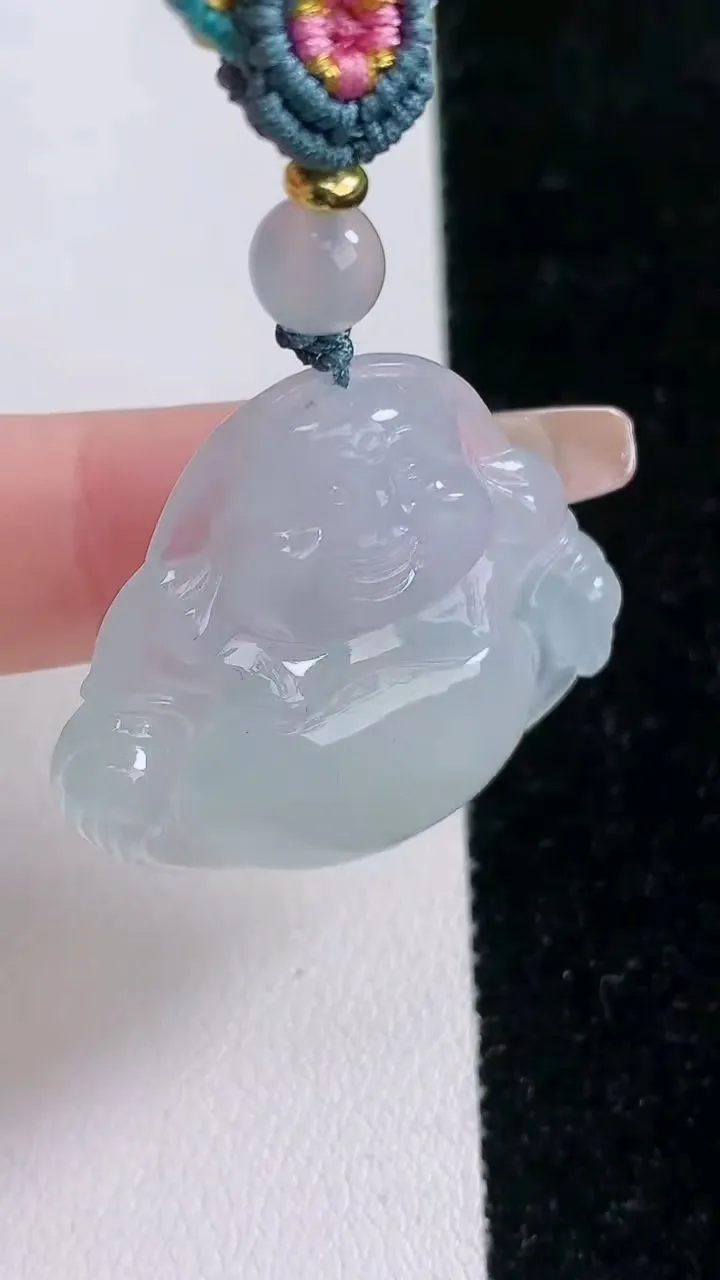 天然A货翡翠种飘花佛公吊坠，尺寸29-33.6-5.8，重量:11.95g
1月28日