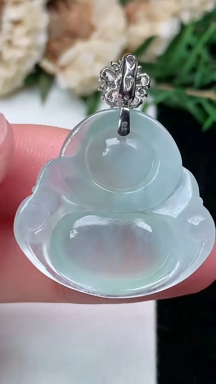 天然A货翡翠佛公吊坠，尺寸25.2-27-6.6，重量:6.78g
1月28日