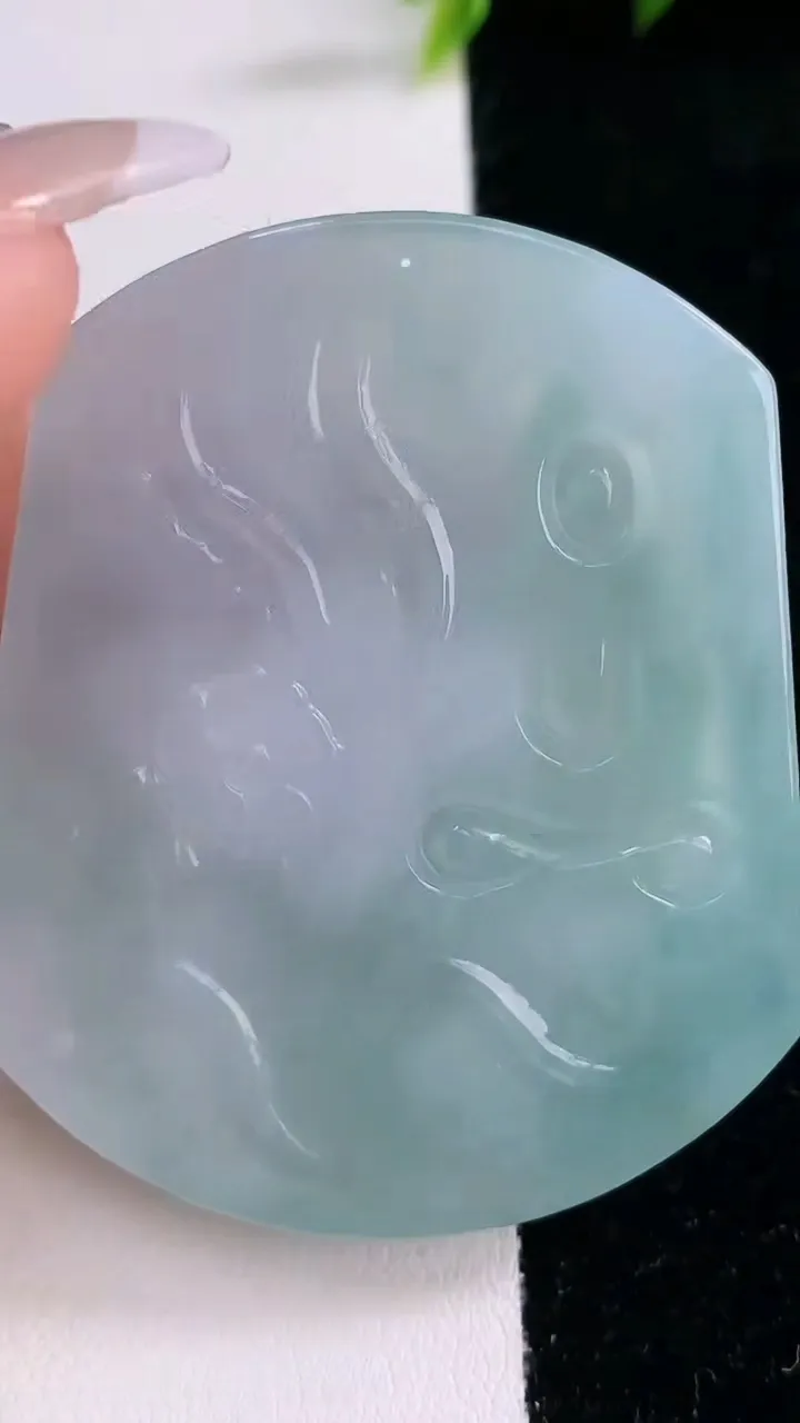 天然A货翡翠文殊菩萨吊坠，尺寸56-47.3-7，重量:44.97g
1月29日