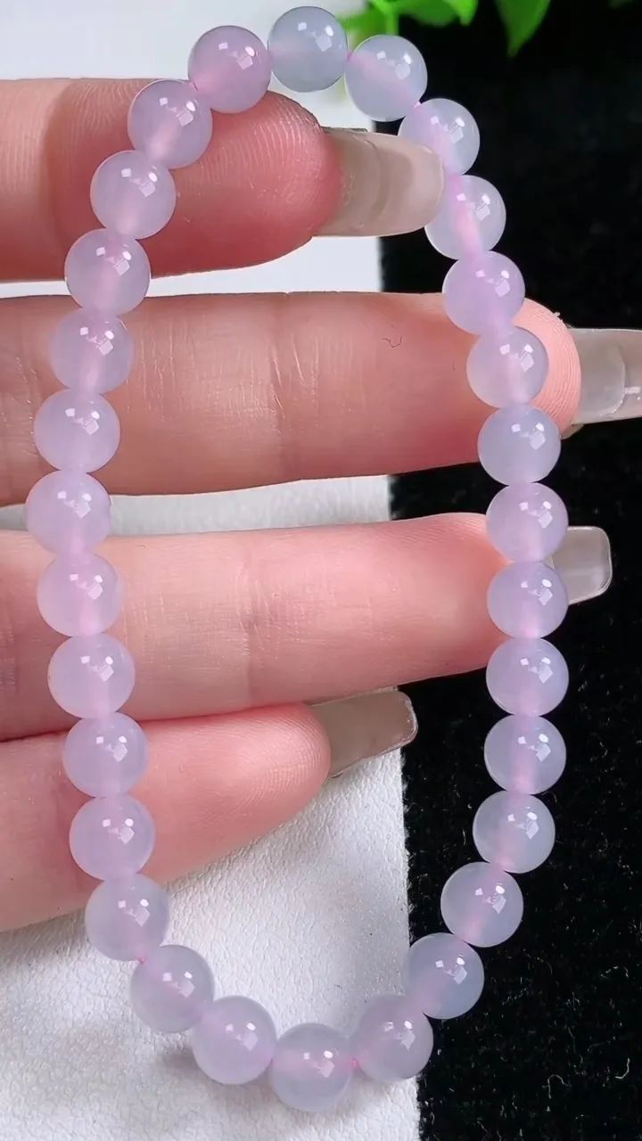 天然A货翡翠紫罗兰圆珠手串，尺寸6-30颗，重量:11.29g1月29日
工厂直销收藏佳品,种好水足，色泽均匀，有种有色，上手高大气！