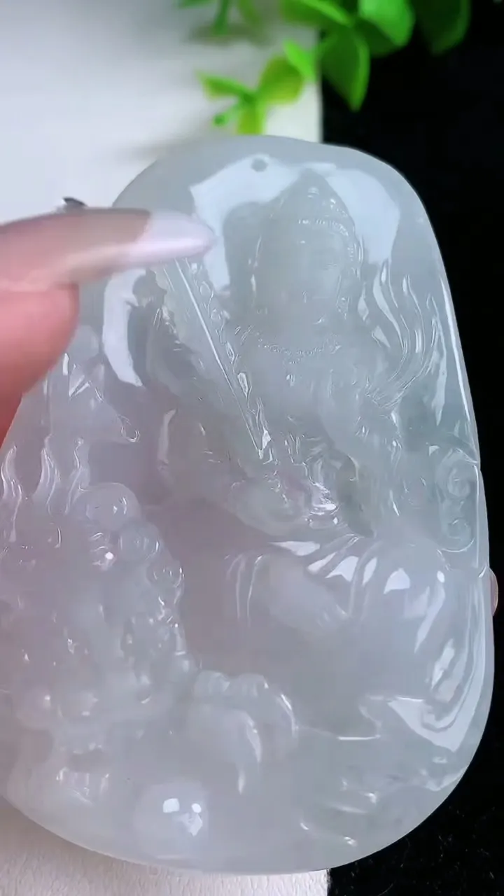 天然A货翡翠文殊菩萨吊坠，尺寸69-47.6-7，重量:41.84g
1月30日