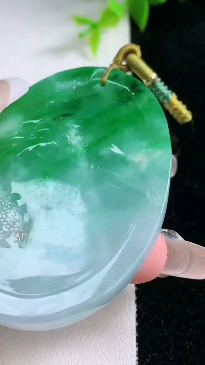 天然A货翡翠山水牌吊坠，尺寸59.8-43-6.9，重量:41.61g
1月30日