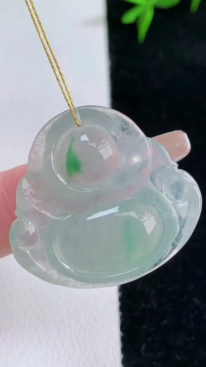 天然A货翡翠佛公吊坠，尺寸26.7-29.2-6.3，重量:7.54g
1月30日