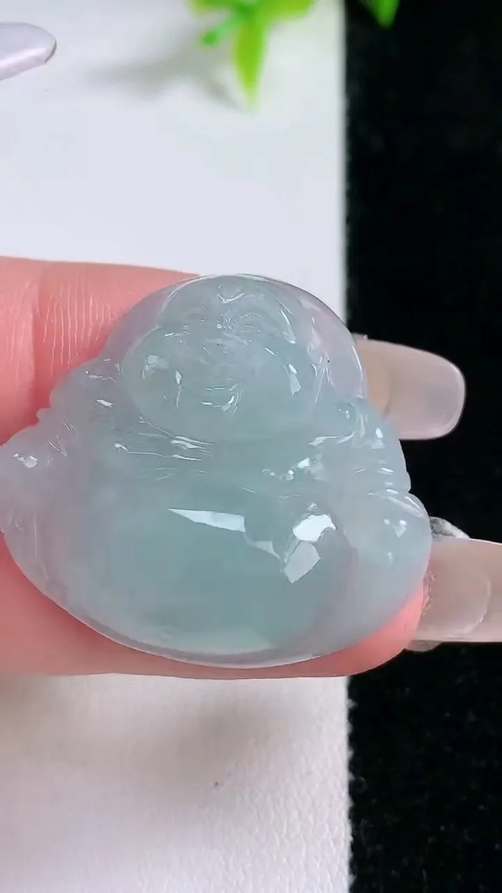 天然A货翡翠佛公吊坠，尺寸28-32.2-6，重量:8.52g
1月30日