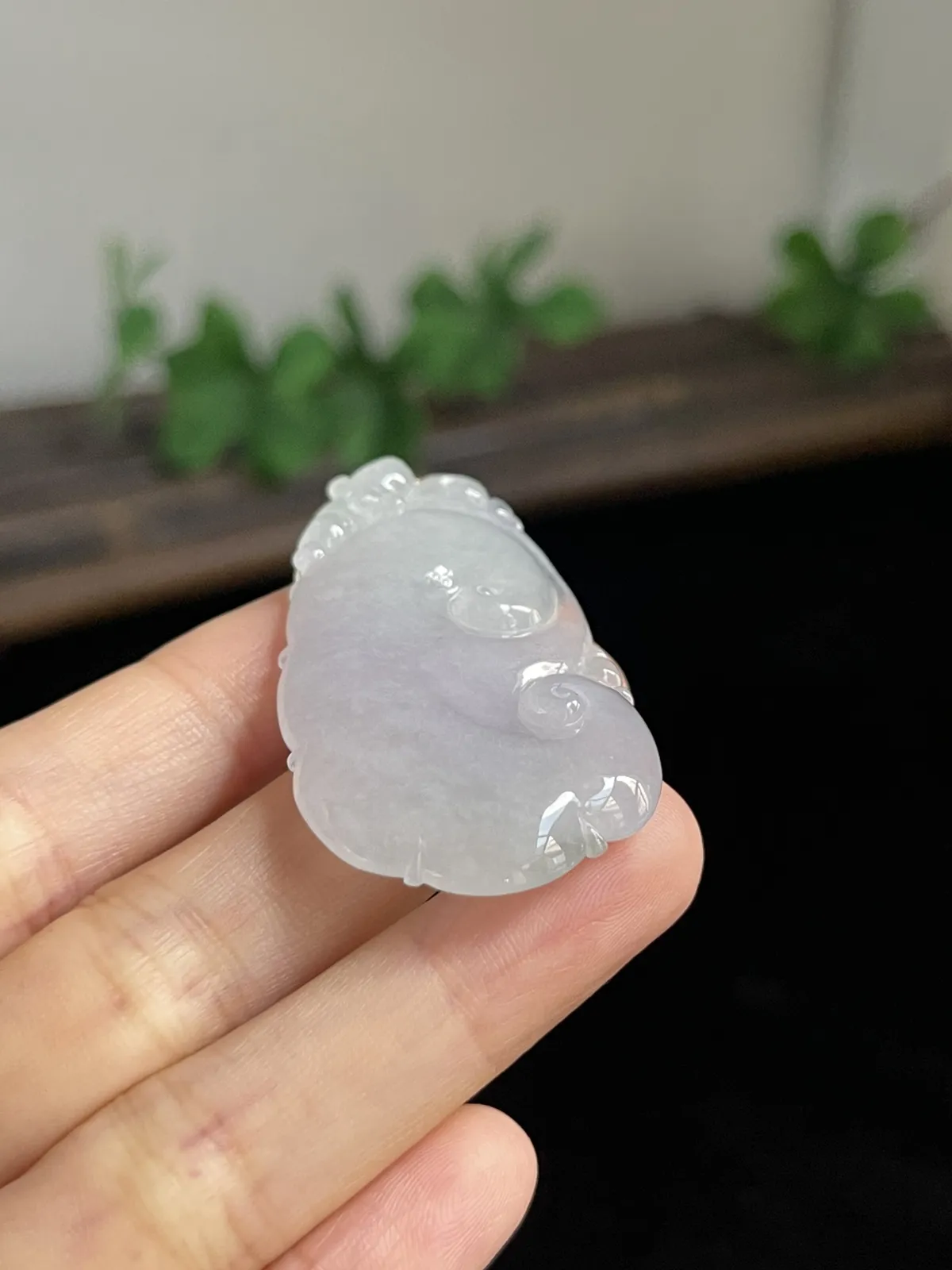 翡翠冰糯种白色如意，印记：G18K