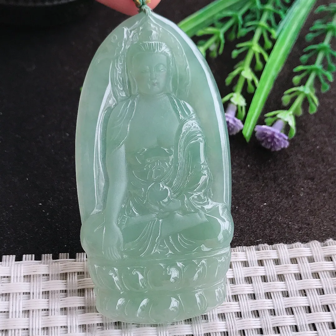 实拍A货翡翠71.5/37.3/4.8老坑冰胶水灵冰晴满绿观音菩萨吊坠翡翠玉观音