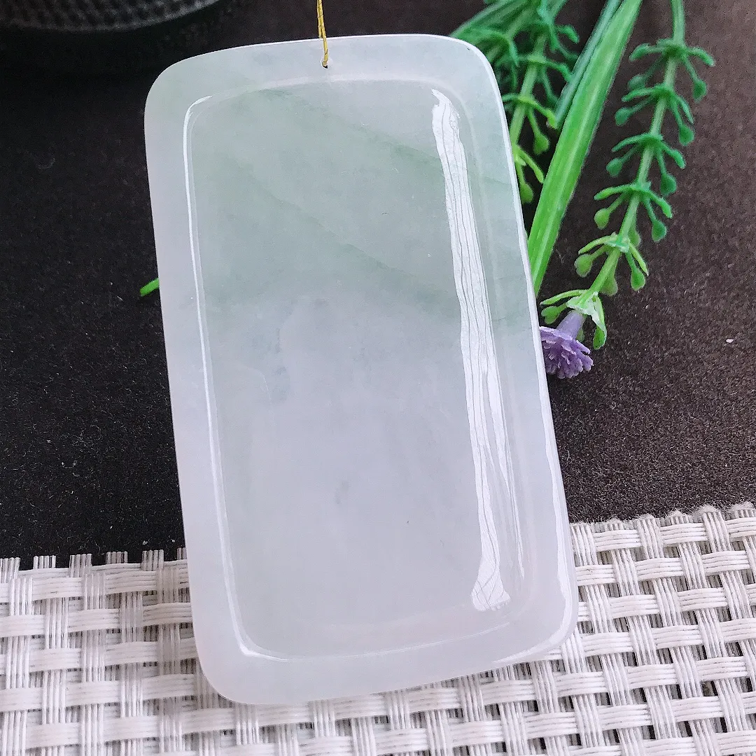 实拍A货翡翠72/42.8/6老坑秀气冰润大日如来佛祖吊坠翡翠挂件