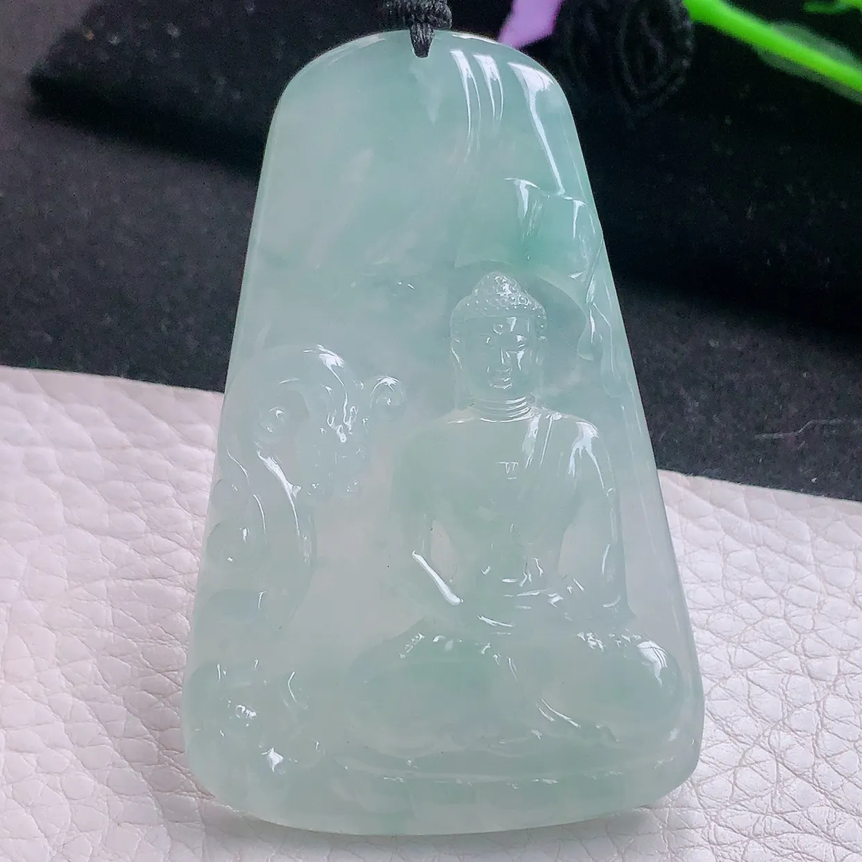 yl实拍67*43.6*6.3缅甸翡翠冰绿御龙佛祖 佛主玉项坠 玉挂件