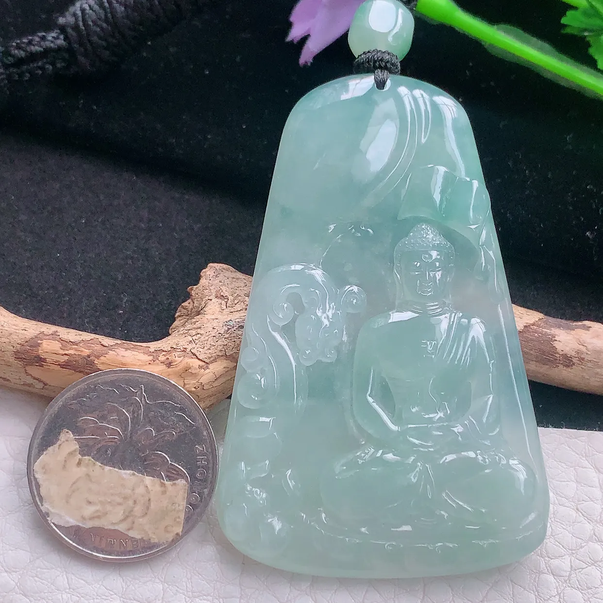 yl实拍67*43.6*6.3缅甸翡翠冰绿御龙佛祖 佛主玉项坠 玉挂件