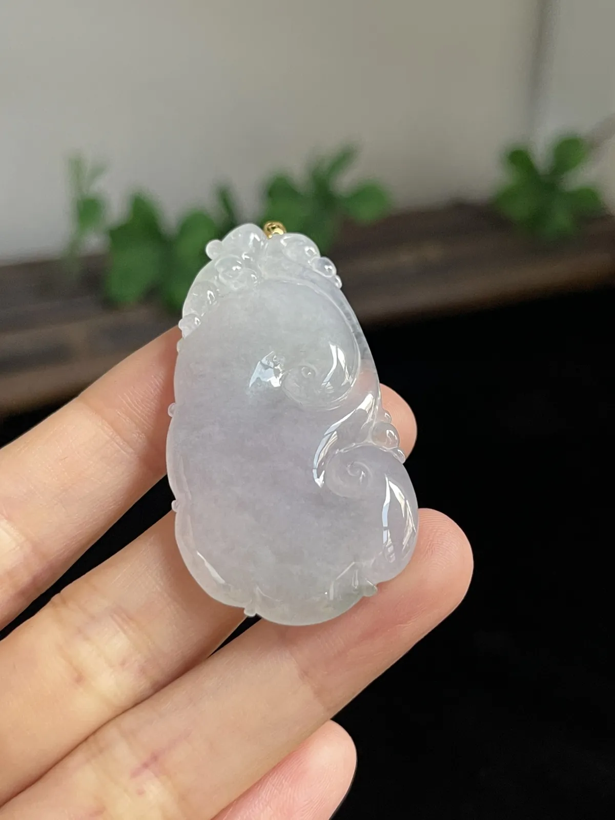 翡翠冰糯种白色如意，印记：G18K