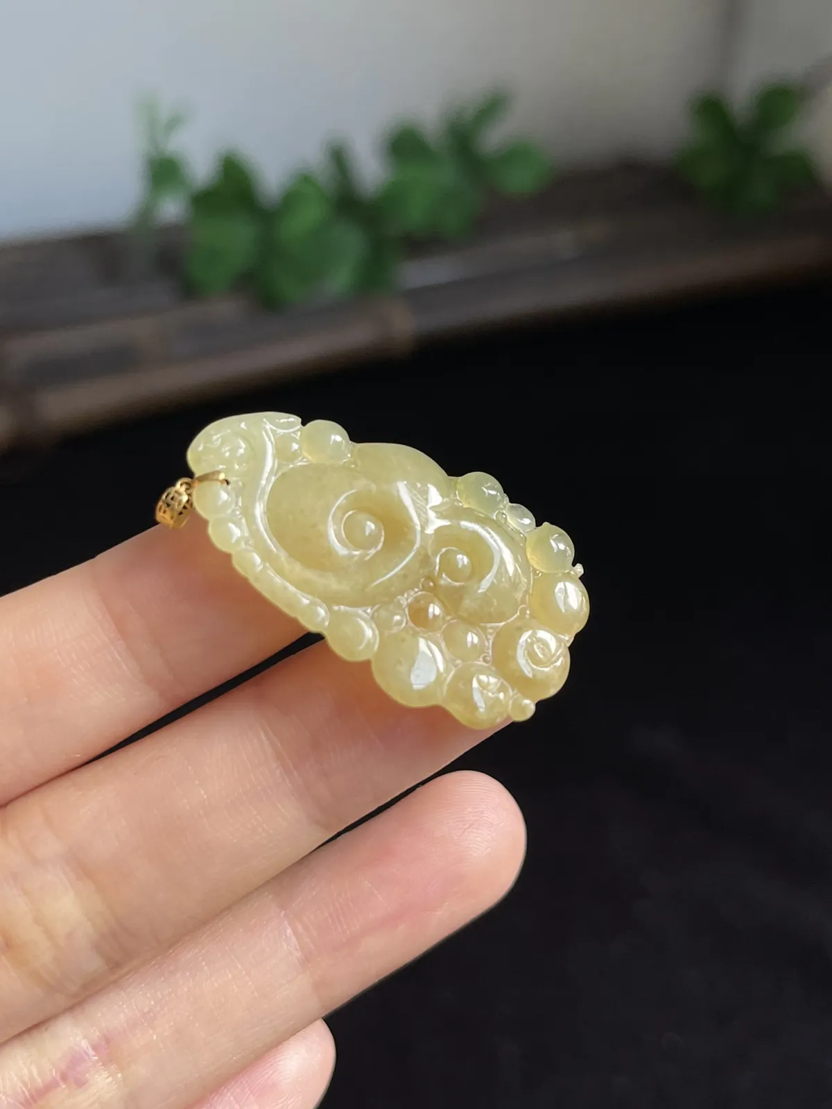 翡翠如意，印记：G18K