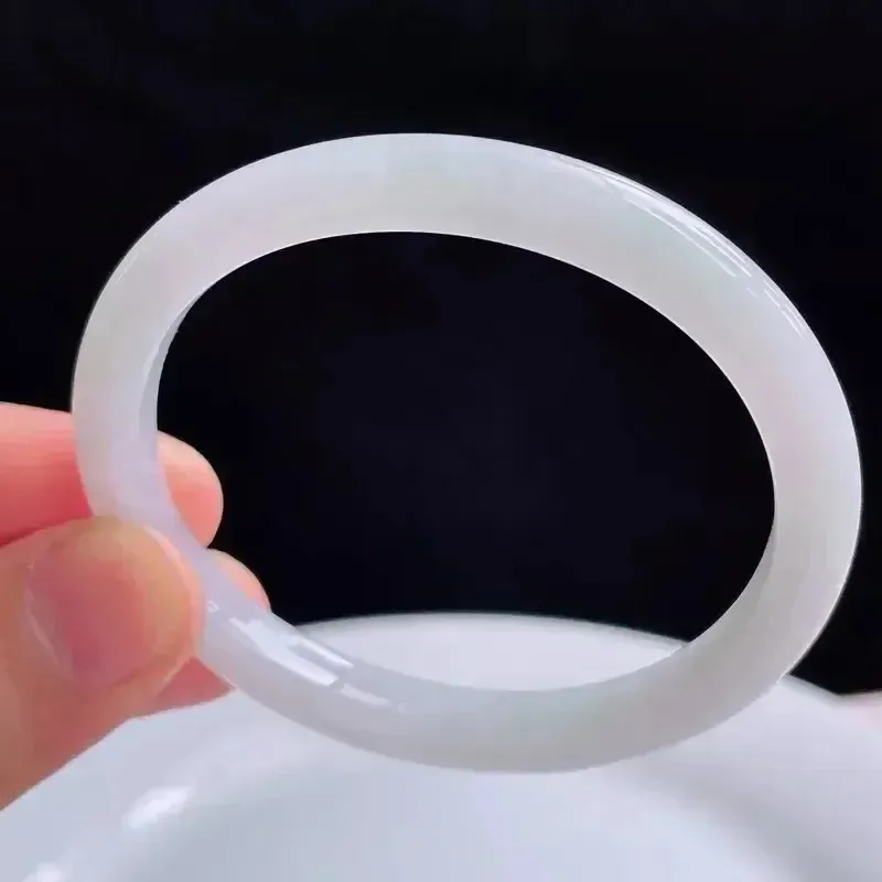 54*47mm自然光拍摄天然翡翠A货好种水贵妃手镯 22.49克