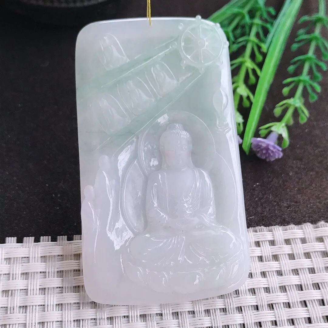 实拍A货翡翠72/42.8/6老坑秀气冰润大日如来佛祖吊坠翡翠挂件