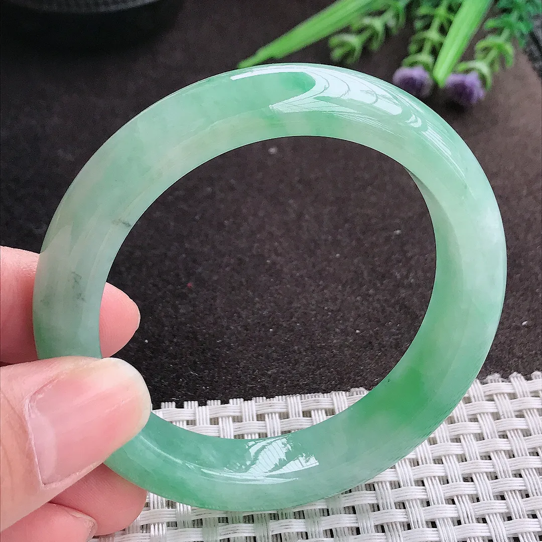 实拍A货翡翠54.8/12.5/9老坑冰胶果冻满绿冰甜绿手镯宽边玉镯手环