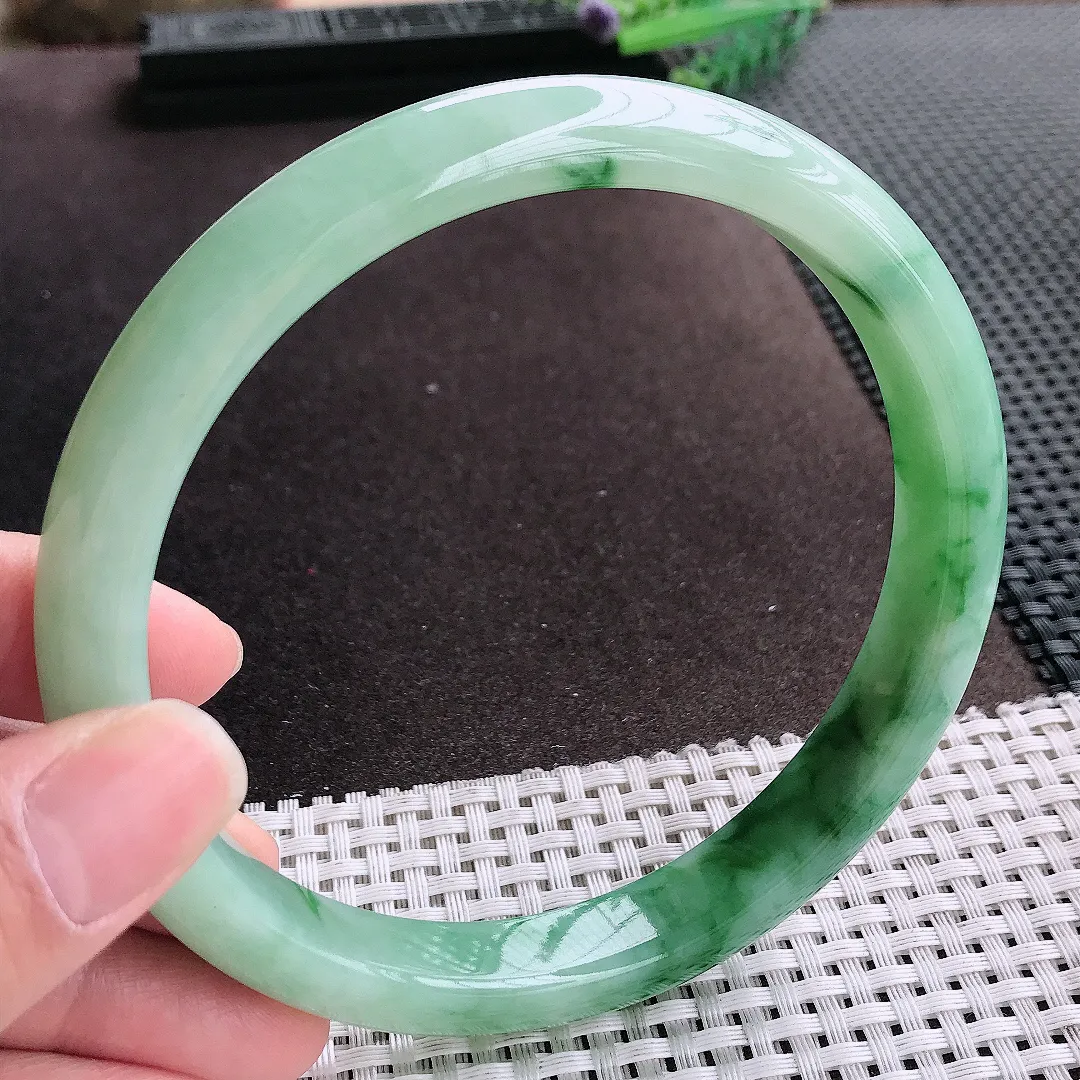 实拍A货翡翠78.8/12.3/9.2老坑冰润起胶满绿飘绿臂镯手镯超大翡翠玉镯手环