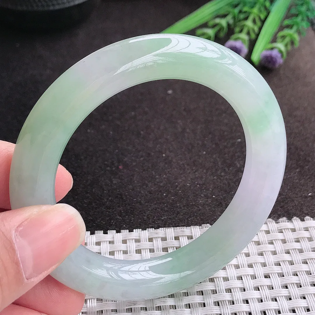 实拍A货翡翠54/11.2/11老坑冰胶果冻冰晴甜绿圆条手镯玉镯手环