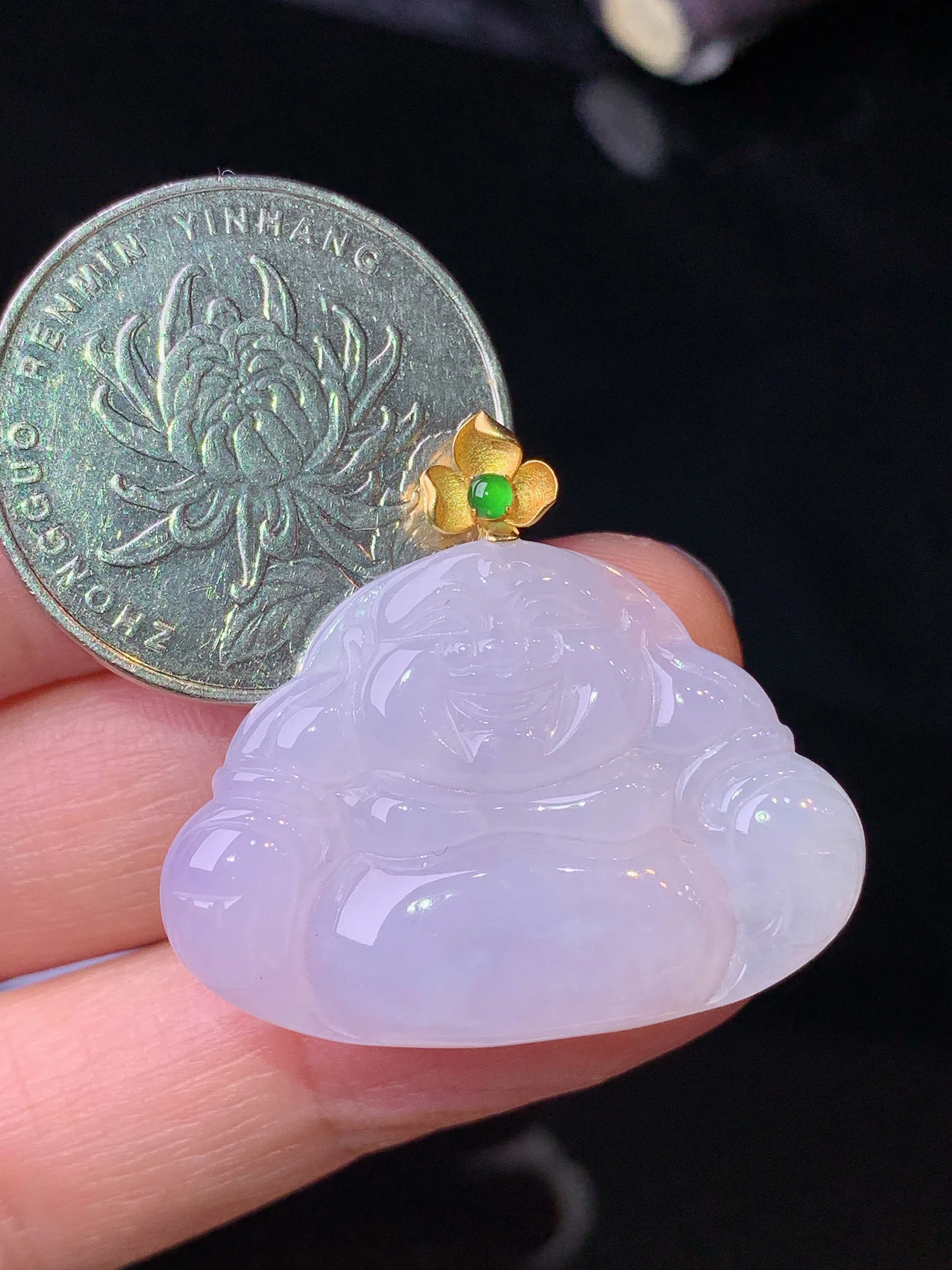 18k金镶嵌淡紫罗兰佛公吊坠 玉质细腻 色泽清新艳丽 整体尺寸28.6*31.8*4.2