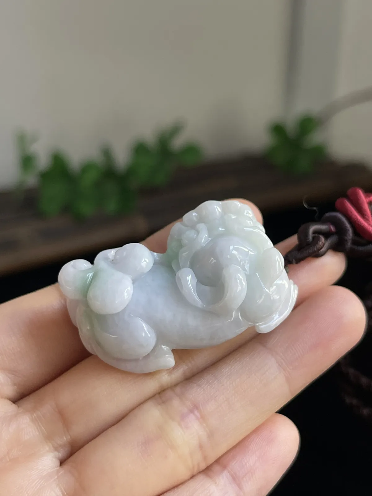 翡翠糯化种吊坠