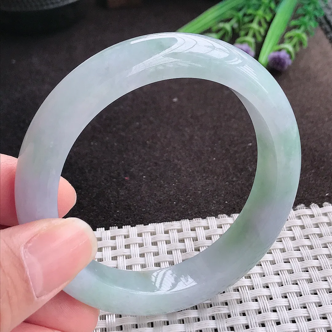 实拍A货翡翠56/12.5/9老坑冰润起胶冰晴手镯宽边玉镯手环