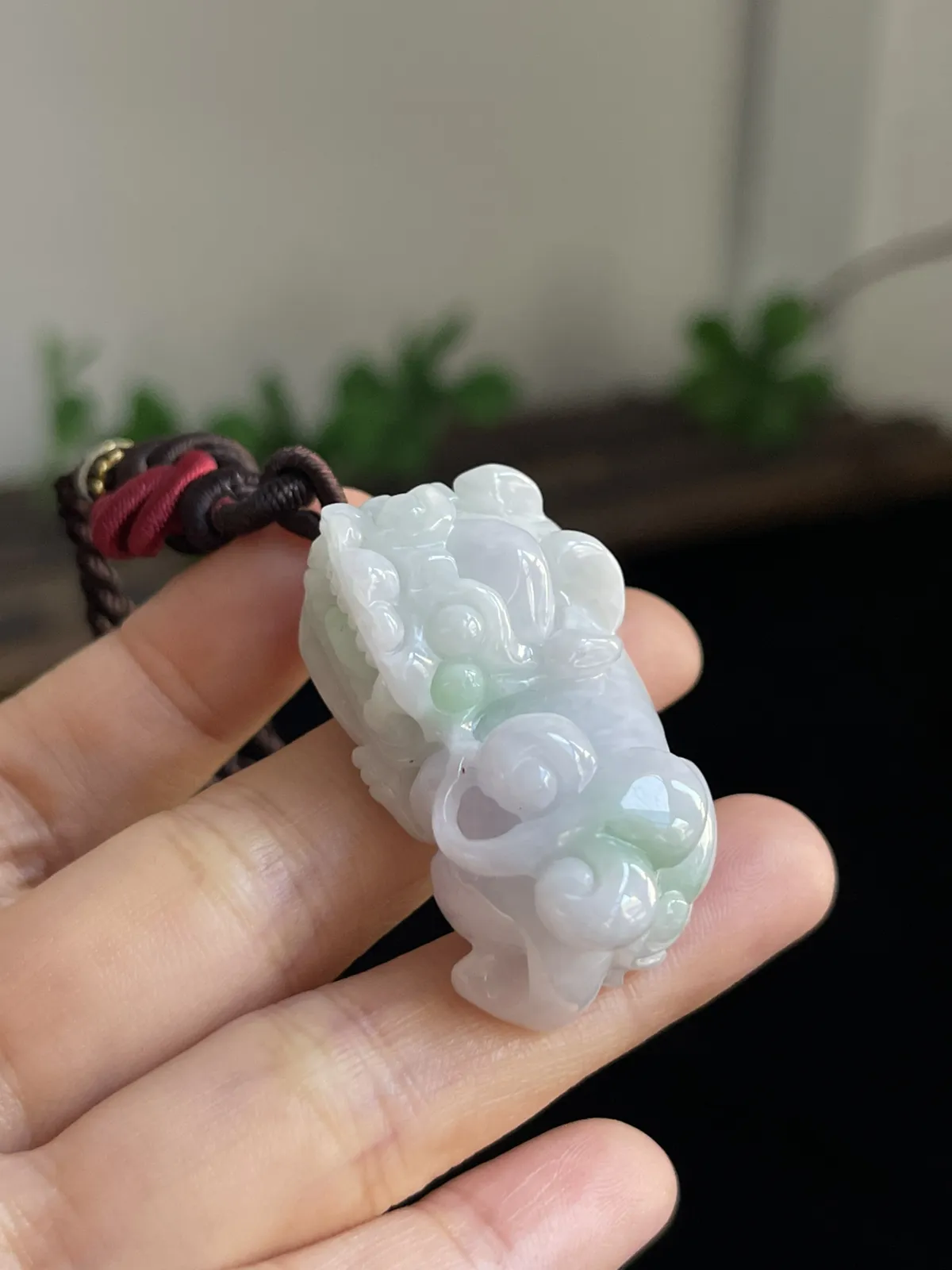 翡翠糯化种吊坠