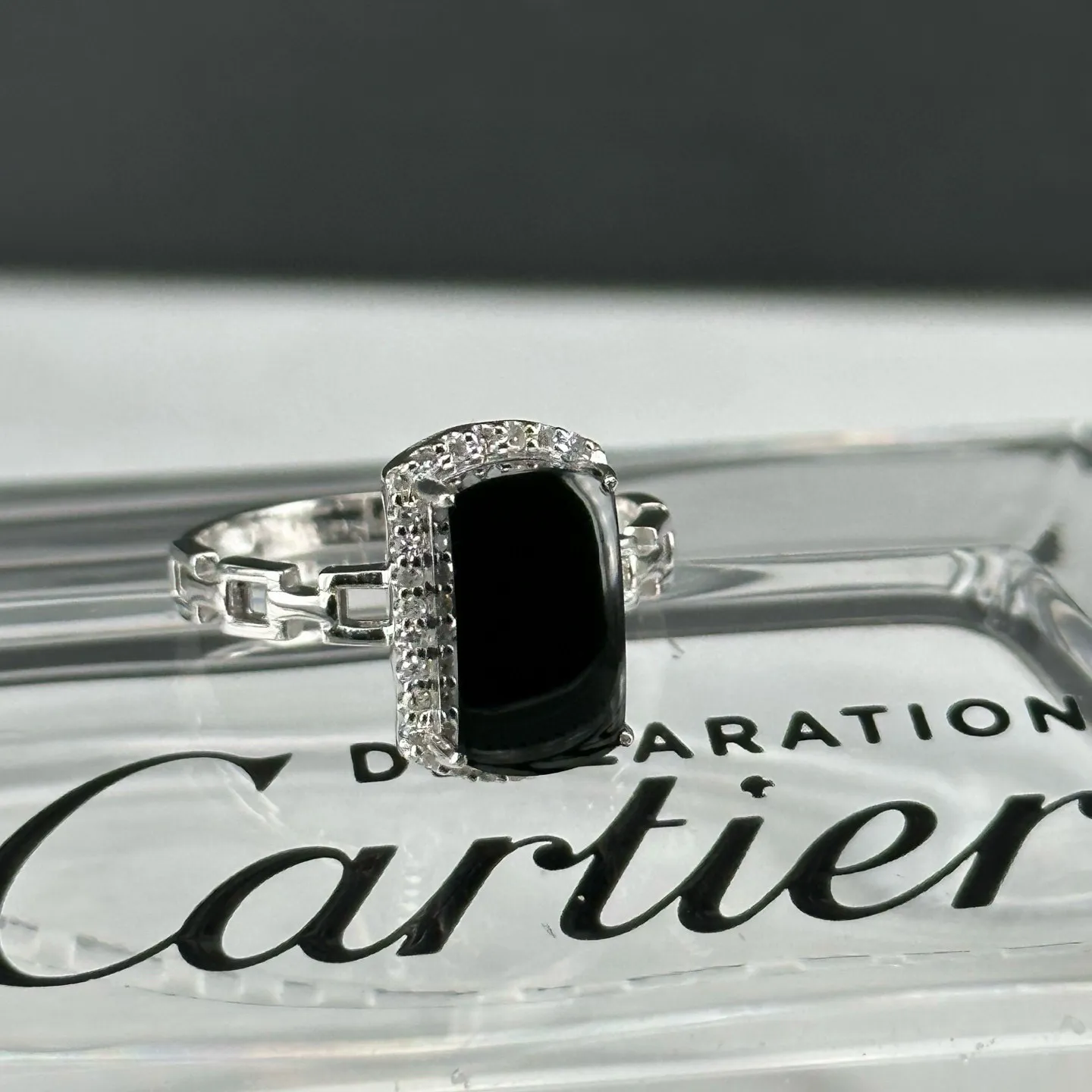 精品18k马鞍墨翠女戒 种好色正 黑度极好 打灯通透 油性十足 尺寸11.5