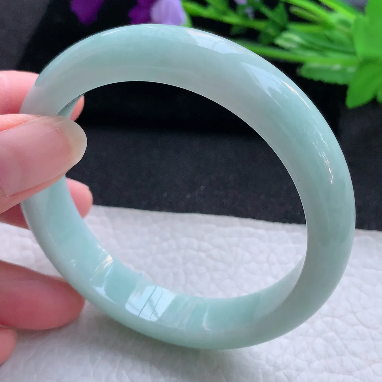 nr自然光59.3*13.5*8.3平安镯 天然翡翠A货玉手镯浅绿宽边玉手环