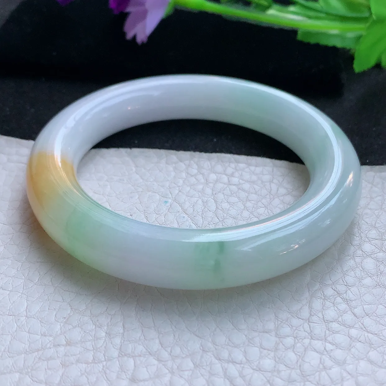 nr自然光57*12.3*11.8三彩胖圆镯 天然翡翠A货玉手镯水润圆条玉手环