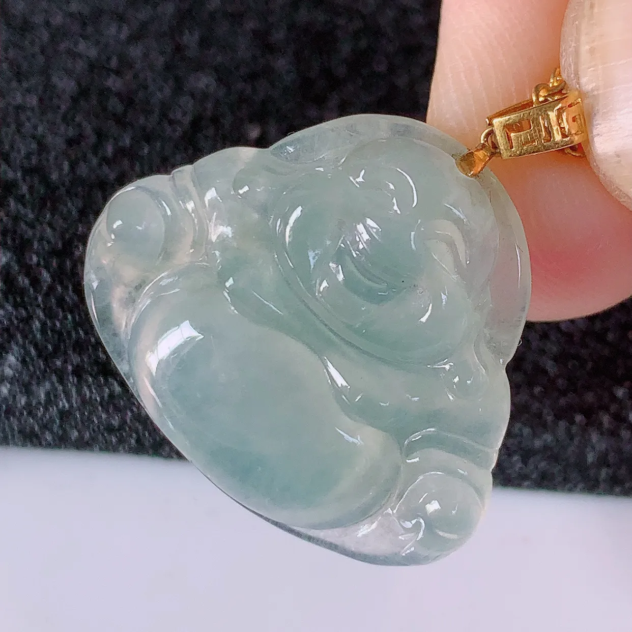 18K金镶嵌冰种翡翠佛公吊坠，玉笑佛，饱满，开脸喜庆，品佳品，配戴优雅迷人！#41.2