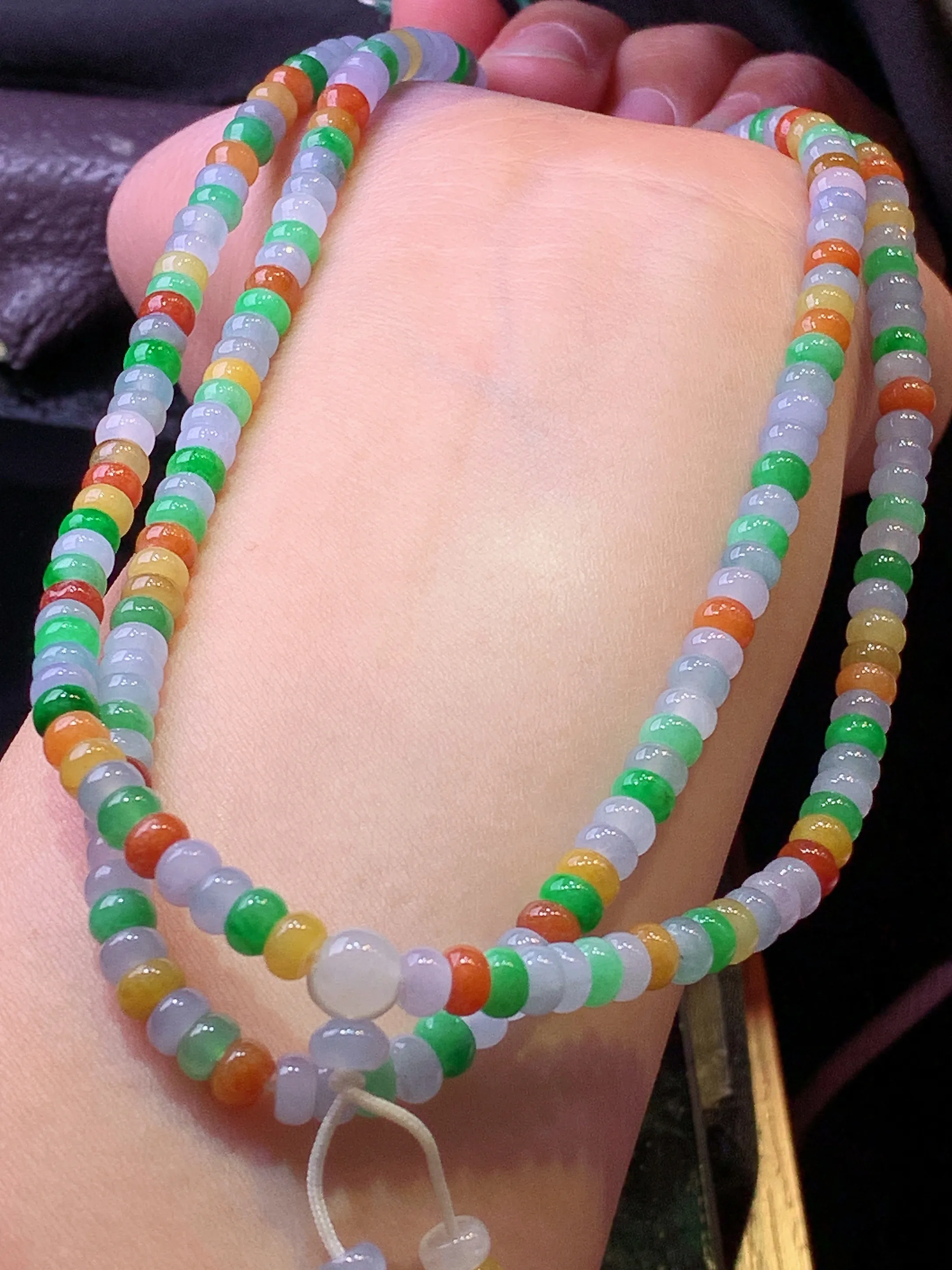 多彩算盘珠项链 玉质细腻 色泽清新艳丽 整体尺寸5*3.2