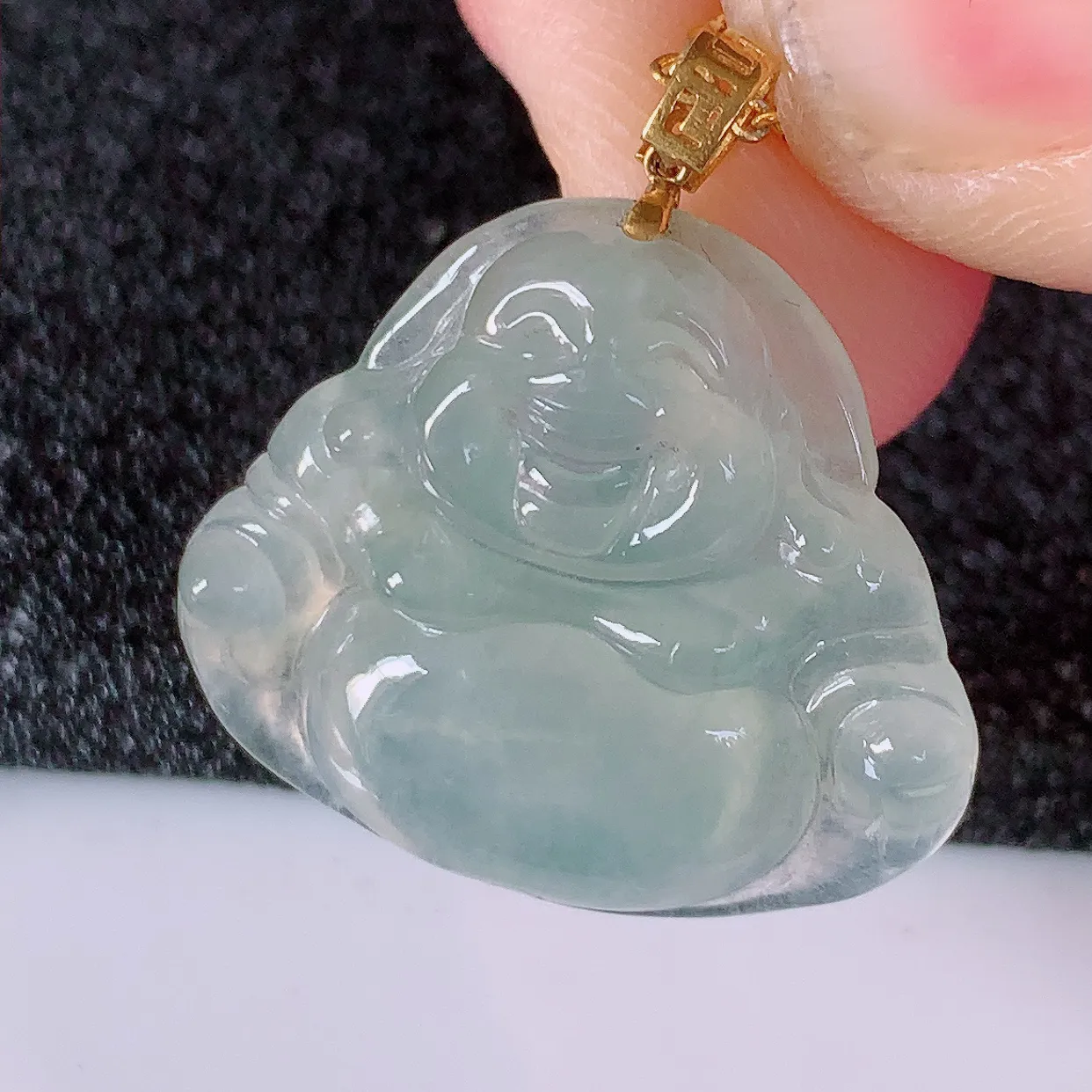 18K金镶嵌冰种翡翠佛公吊坠，玉笑佛，饱满，开脸喜庆，品佳品，配戴优雅迷人！#41.2