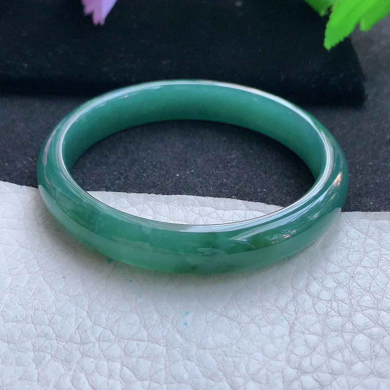 ll自然光54.5*10*6.3平安镯 天然翡翠A货玉手镯蓝韵秀气宽边玉手环