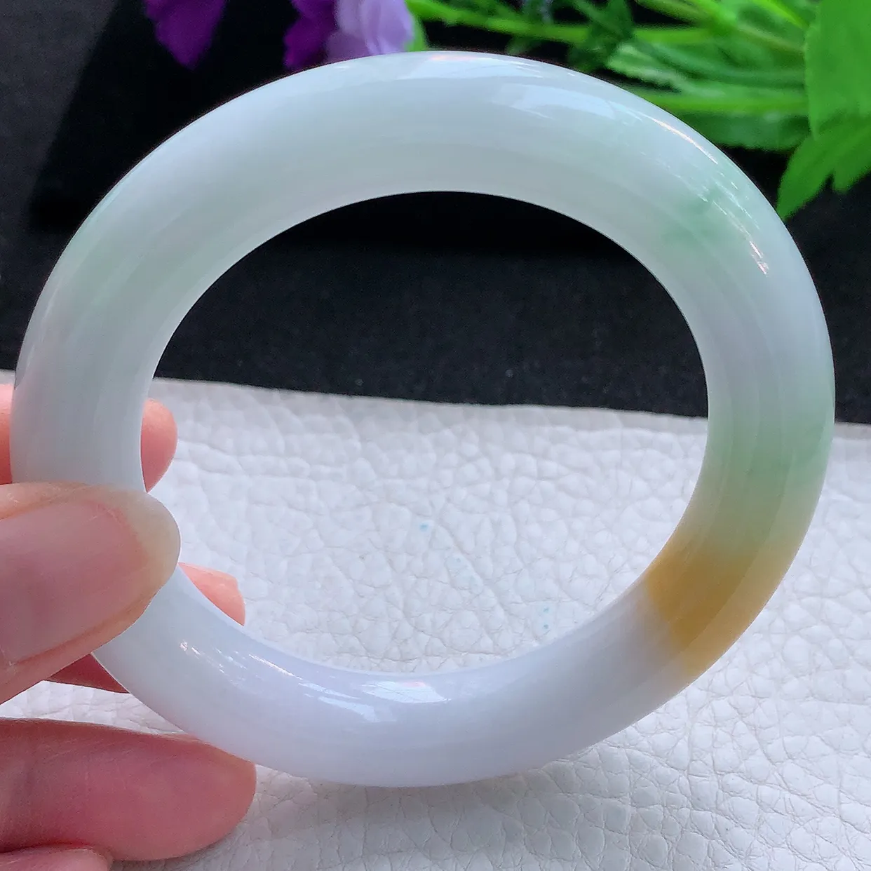 nr自然光57*12.3*11.8三彩胖圆镯 天然翡翠A货玉手镯水润圆条玉手环