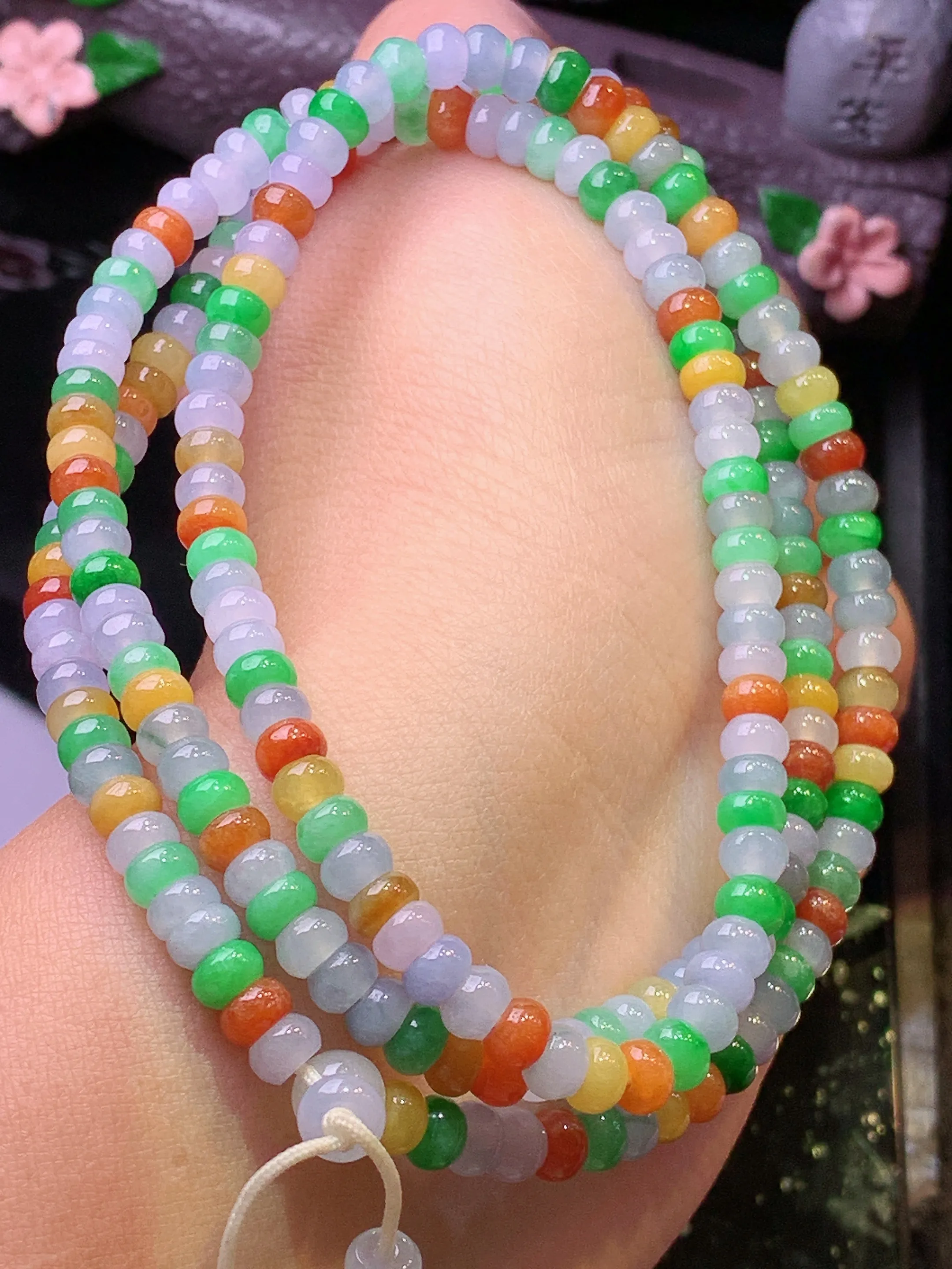 多彩算盘珠项链 玉质细腻 色泽清新艳丽 整体尺寸5*3.2