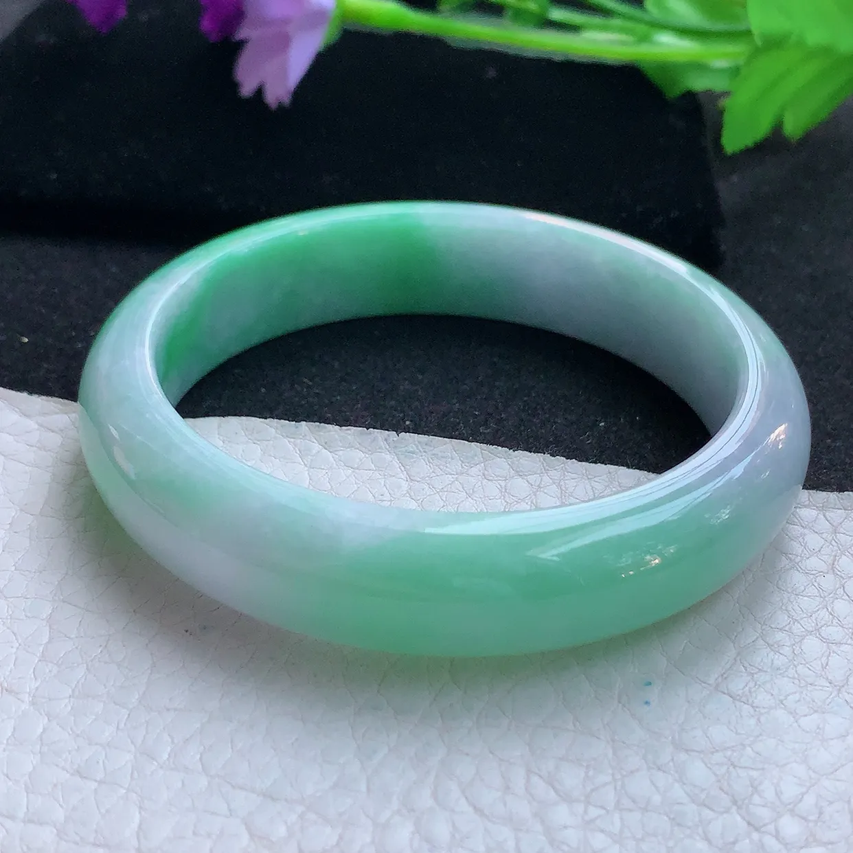 js大圈口60*14*8平安镯 天然翡翠A货玉手镯飘绿大气宽边玉手环