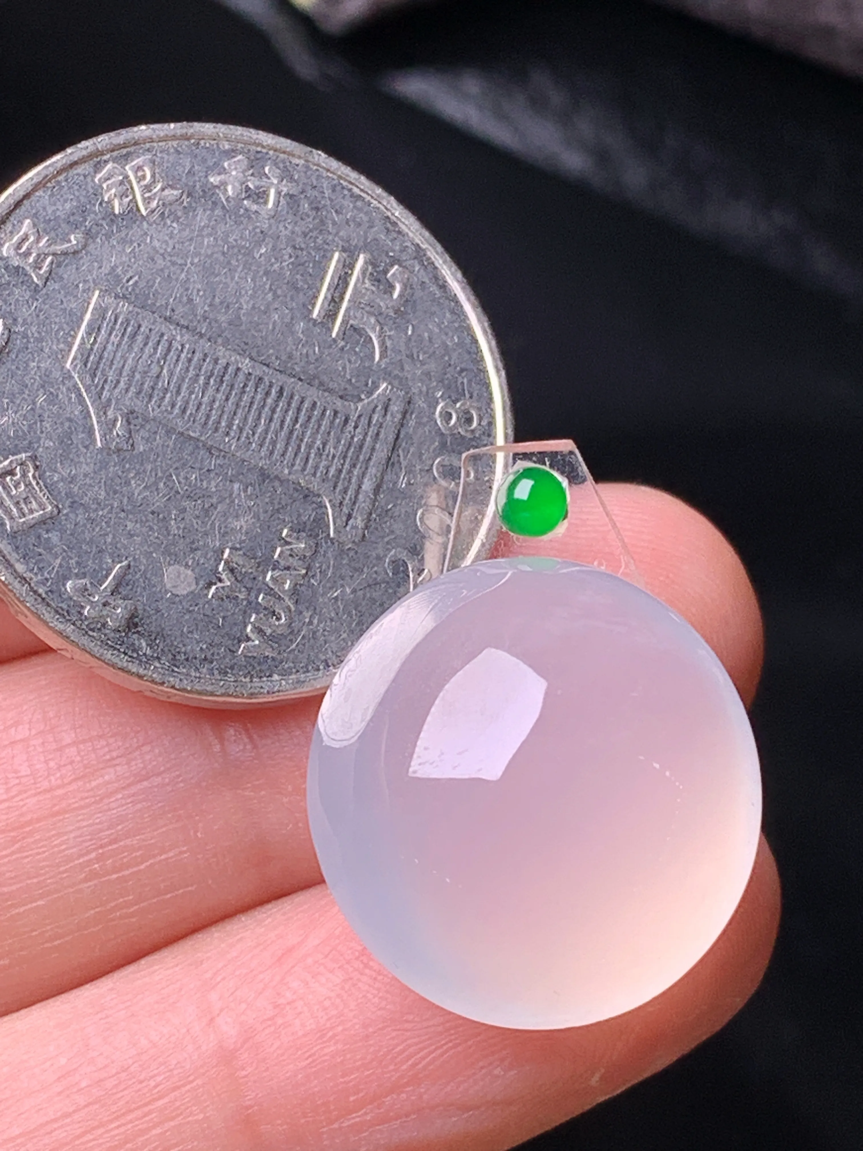 镶嵌款 冰种蛋面吊坠 玉质细腻 色泽清新艳丽 整体尺寸18.8*17.7*10.3