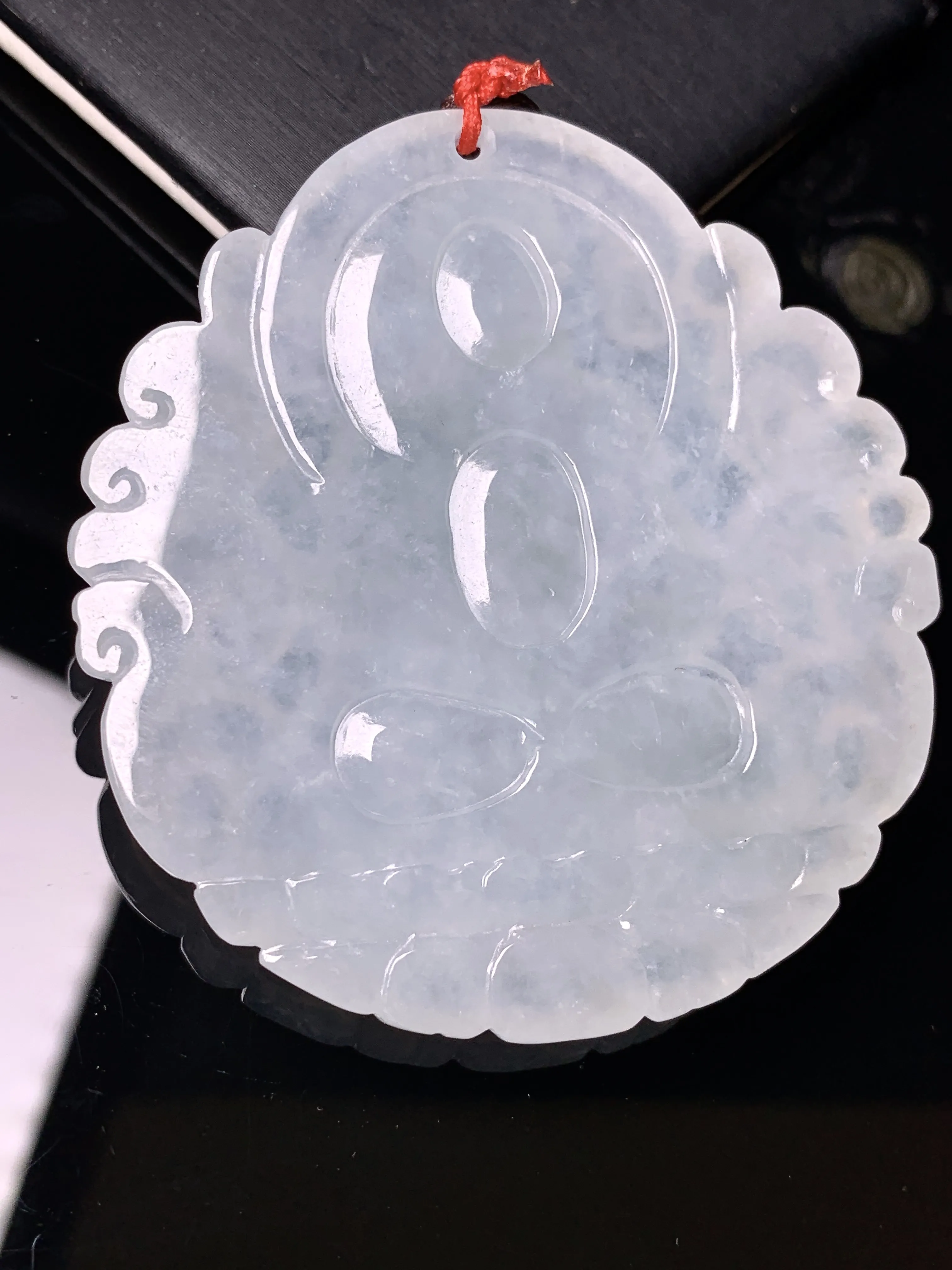 大日如来佛祖吊坠 玉质细腻 色泽清新艳丽 整体尺寸57.3*53.5*8.8