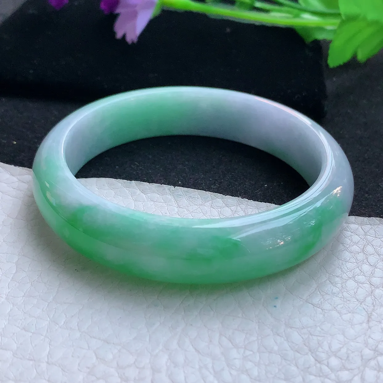 js大圈口60*14*8平安镯 天然翡翠A货玉手镯飘绿大气宽边玉手环