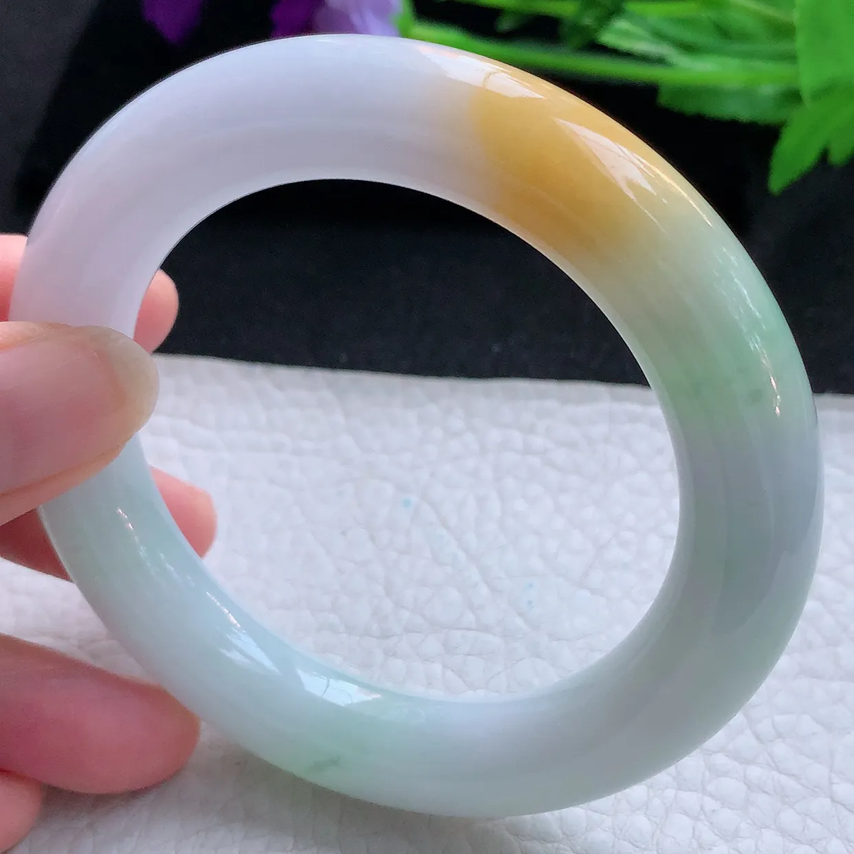 nr自然光57*12.3*11.8三彩胖圆镯 天然翡翠A货玉手镯水润圆条玉手环