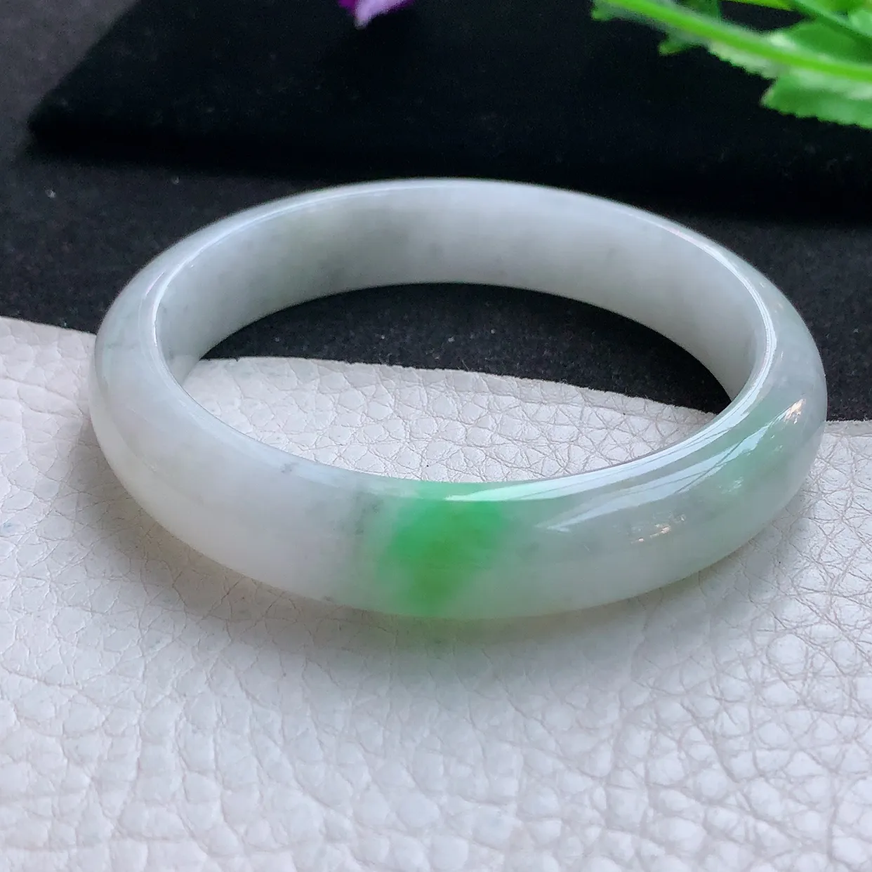 ll自然光58*12.5*7.7平安镯 天然翡翠A货玉手镯飘绿清秀宽边玉手环